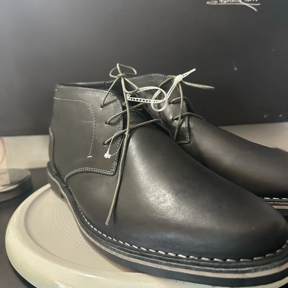 🆕Steve Madden Harken Chukka Leather Boots